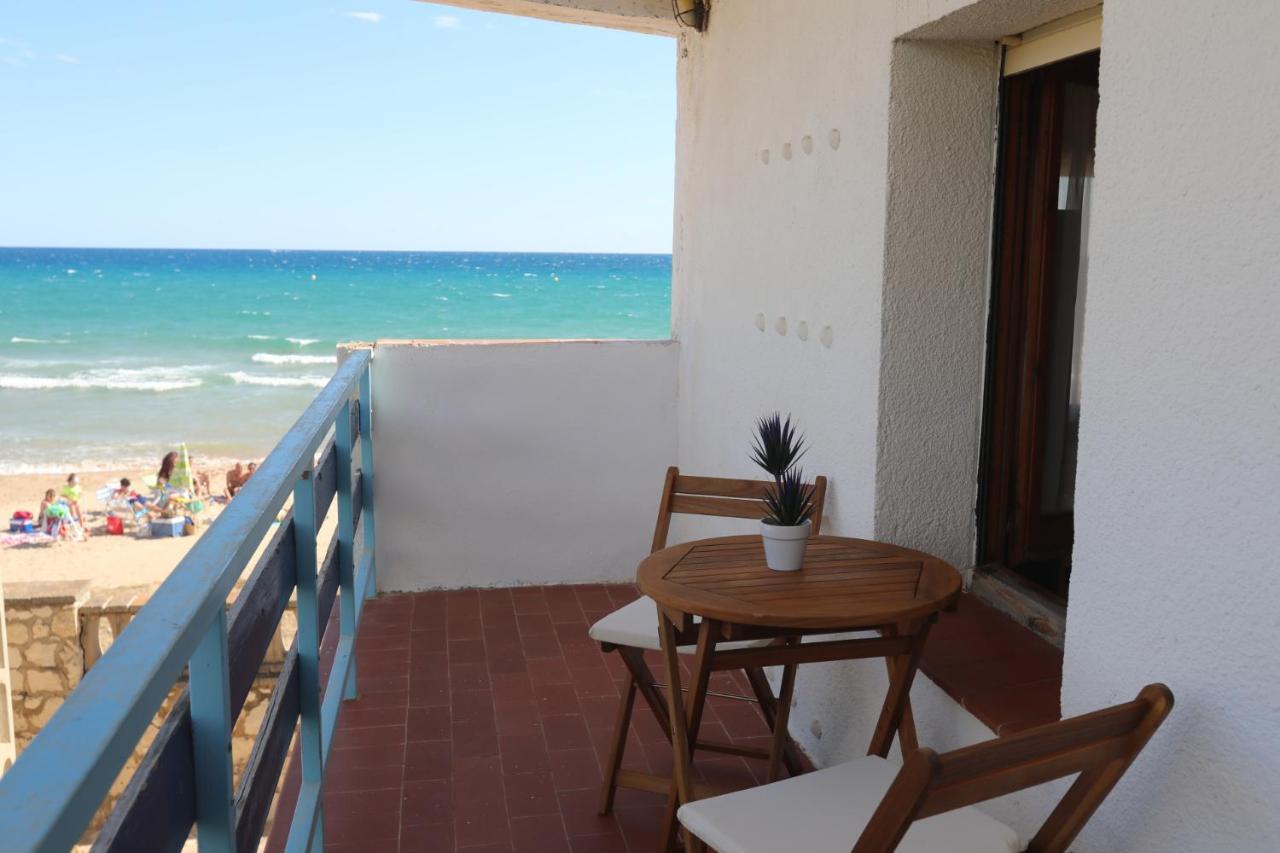El Faro Apartaments Platja Llarga-Les Salines-Tgn Tarragona Exterior photo